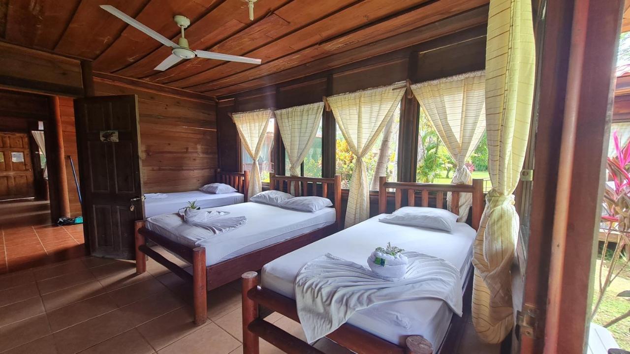 Hotel Canto De Ballenas อูวีตา ภายนอก รูปภาพ