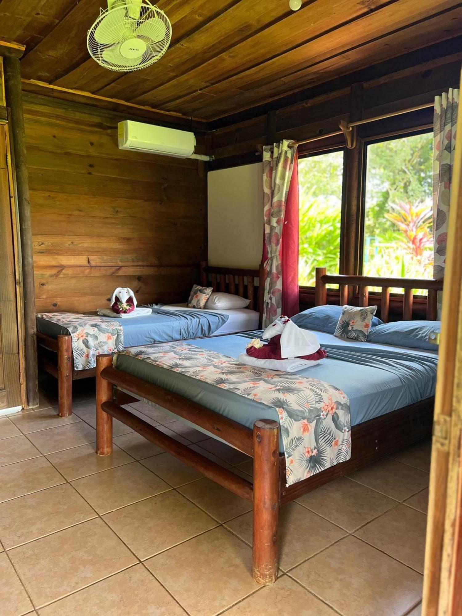 Hotel Canto De Ballenas อูวีตา ภายนอก รูปภาพ