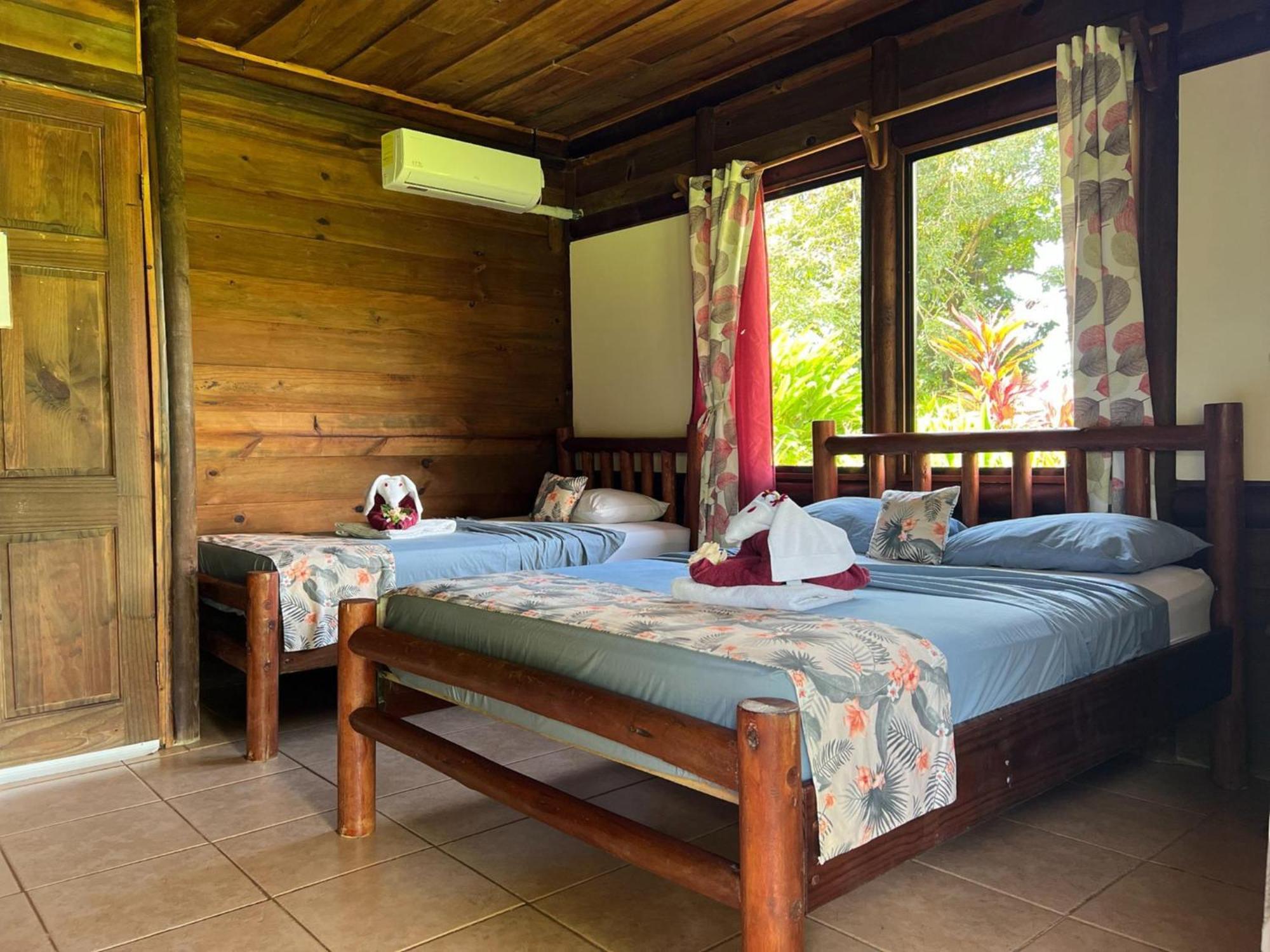 Hotel Canto De Ballenas อูวีตา ภายนอก รูปภาพ